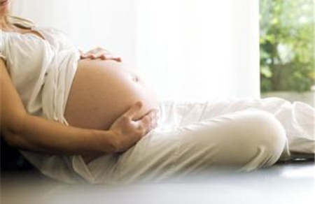 胎儿缺氧孕妇会有什么反应