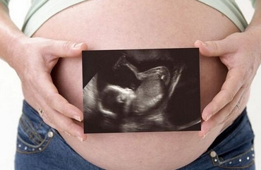 胎儿这些姿势不容易顺产, 孕妈要注意了！孕期如何预防胎位不正？