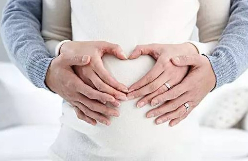 产后子宫脱垂是什么引起的？要怎么预防呢？