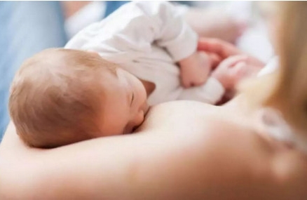 哺乳期乳腺炎反复发作，新手妈妈应该这样做！