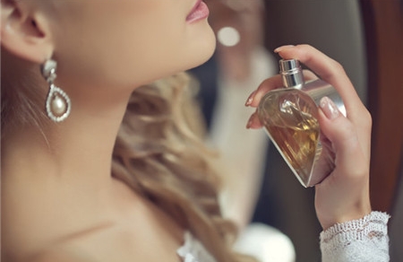 备孕期间可以用香水吗 香水真的对人体有害吗？