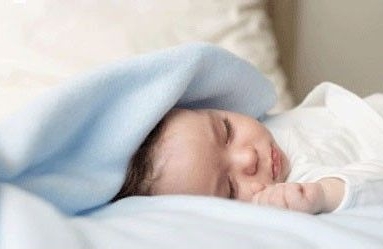 新生儿感冒是什么原因引起的 新生儿宝宝感冒的原因分析