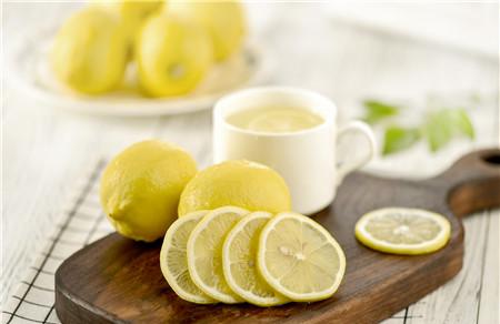 孕妇吃柠檬蜂蜜水能防止便秘吗
