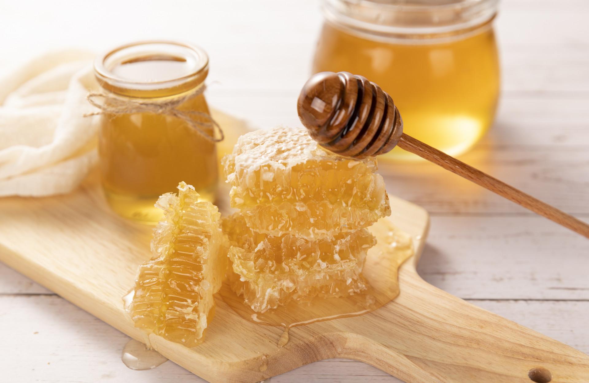麦卢卡蜂蜜的功效和作用