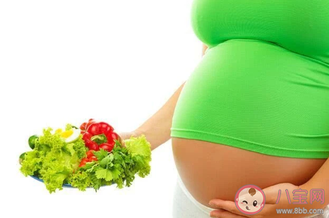 孕期不显怀是不是宝宝小 孕妇不显怀和什么原因有关