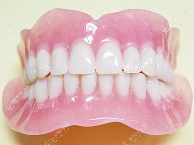 假牙可以改善牙齿缺失流口水问题mamahaoyun.com